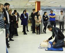 Appa promove palestras de Ressuscitação Pulmonar, de área em área, com foco em ensinar os funcionários sobre como agir em situações em que alguém esteja tendo uma parada cardiorrespiratória.