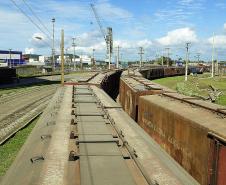 Descarga de grãos via ferrovia quase dobra em Paranaguá