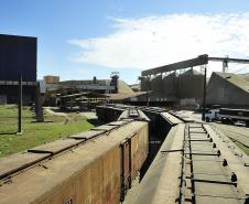Descarga de grãos via ferrovia quase dobra em Paranaguá