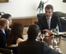 Richa recebe grupo chinês que adquiriu terminal de contêineres