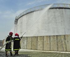 Simulado atesta capacidade do Porto de Paranaguá para atender emergências em terminais de inflamáveis