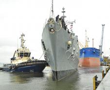 Fragata União chega ao Porto de Paranaguá para visita público no domingo