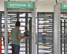 Trabalhadores que acessam o cais do Porto de Paranaguá precisam estar vacinados contra febre amarela