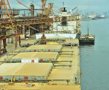 Porto de Paranaguá completa 83 anos com seu melhor desempenho
