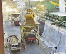 
Porto de Paranaguá tem maior movimentação para o mês de setembro

