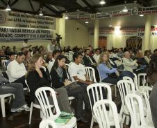 Cerca de 200 pessoas participaram da Audiência