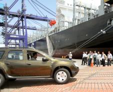 O bom desempenho das operações chamou a atenção dos técnicos da filial japonesa da Nissan. Representantes da fábrica no Japão vieram conhecer a logística de escoamento de veículos do Porto. Os técnicos quiseram conferir todo o processo de produção, exportação e importação de veículos realizada pela filial brasileira da empresa. 