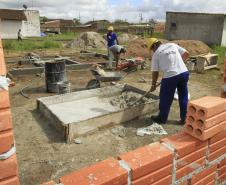A Appa, através de um convênio com a Cohapar, repassou os recursos para a construção de 400 casas ao todo. A Companhia ficou responsável por executar a obra e a prefeitura municipal de Paranaguá doou o terreno onde estão sendo construídas as casas. 