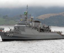 A Marinha do Brasil e a Administração dos Portos de Paranaguá e Antonina abrirão os portões do porto de Paranaguá neste fim de semana (28 e 29 de janeiro) para visitação pública de quatro navios de guerra que participarão de exercícios militares no mar paranaense. Foto: Fragata “Niterói”.