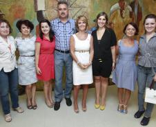 Dos quase mil funcionários, estagiários e terceirizados que trabalham nos portos paranaenses, 120 são mulheres. 
