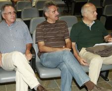 O secretário Iurk (a direita) foi recebido pelo superintendente da Administração dos Portos de Paranaguá e Antonina (Appa), Airton Maron e pelo diretor técnico, Paulinho Dalmaz.