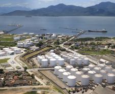 Um próximo navio, que será atendido pela CPA, atraca nesta terça-feira (5) em Paranaguá. O Global Aker vai carregar 20,5 mil metros cúbicos de álcool que serão enviados para a Jamaica. 
 
