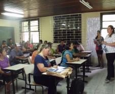 Comunicação – Em paralelo às ações de Meio Ambiente, a Appa e a equipe da DTA desenvolvem o Plano de Comunicação da dragagem de manutenção do canal de acesso ao Porto de Antonina. Na última semana, foram visitadas as comunidades da Ponta da Pita, Ilha do Teixeira, Portinho, Colônia de Pescadores Z8 e Praia dos Polacos. 