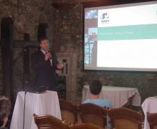 Especialistas, estudiosos e empresários estiveram reunidos nesta sexta-feira (09) em Antonina, para discutir as potencialidades de desenvolvimento da região litorânea durante o I Seminário Investimento e Desenvolvimento Sustentável do Litoral do Paraná.