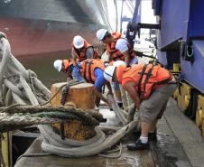 Em Paranaguá, todas as sete categorias sindicais, além da Cooperativa de Transportes e da Coopadubo, devem aderir ao movimento.