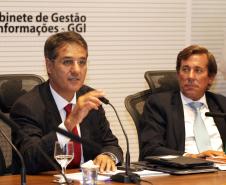 Participaram da reunião o secretário de Estado da Infraestrutura e Logística, José Richa Filho; o diretor-geral da Secretaria de Indústria, Comércio e Assuntos do Mercosul, Horácio Monteschio; e o diretor da Agência de Internacionalização do Paraná, Rui Lemes.