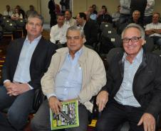O objetivo do programa Porto no Campo é informar agricultores e empresários do interior sobre os projetos de melhoria e expansão dos portos. A prévia do projeto foi feita na última semana, durante reunião organizada pela Secretaria de Agricultura, em Pato Branco.