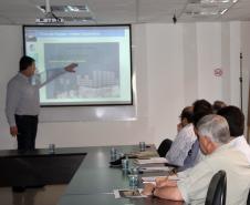 Um grupo de técnicos da Secretaria de Portos (SEP), da Agência Nacional de Transportes Aquaviários (Antaq), Universidade de Brasilia (UnB) e da Empresa Brasileira de Projetos (EBP) está em Paranaguá para analisar as propostas da Administração dos Portos de Paranaguá e Antonina (Appa) sobre as áreas de expansão.
