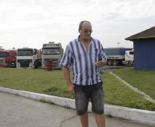Caminhoneiro Adão Rodrigues.