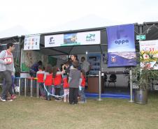 Até amanhã (9), a Administração dos Portos de Paranaguá e Antonina (Appa) participa da Semana de Meio Ambiente de Paranaguá. Além de apresentar as ações ambientais que vem desenvolvendo, a autarquia expõe o diagnóstico socioambiental, construído com a comunidade local, durante a dragagem de manutenção do Canal da Galheta