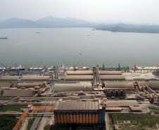Novo píer em T terá quatro berços de atracação e será capaz de receber navios de maior porte. Serão investidos R$ 4,25 milhões para a realização do projeto que deve ser concluído em 240 dias.
 

