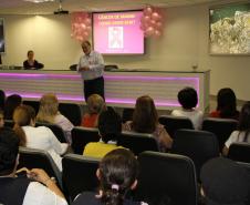 Será aberta na tarde desta quarta-feira (09), em Paranaguá, a programação relativa ao “Outubro Rosa”, desenvolvida pela Administração dos Portos de Paranaguá e Antonina (Appa). A iniciativa é para promover as ações voltadas para a prevenção do câncer de mama e o diagnóstico precoce da doença, concentradas no movimento “Outubro Rosa”, mobilização realizada desde 1997 em todo mundo. 