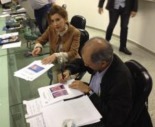Documento avalia, ponto a ponto, a compatibilidade entre PDZPO de Paranaguá e as proposta dos novos arrendamentos apresentados pelo governo federal. Documento será protocolado junto à Antaq e será utilizado na audiência pública do dia 21.