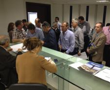 Documento avalia, ponto a ponto, a compatibilidade entre PDZPO de Paranaguá e as proposta dos novos arrendamentos apresentados pelo governo federal. Documento será protocolado junto à Antaq e será utilizado na audiência pública do dia 21.
