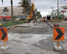 Ao todo, estão sendo investidos R$ 2,4 milhões em recursos próprios da Appa para a recuperação do concreto em 10 vias de acesso. A primeira avenida a passar por reparos é a Coronel José Lobo.
