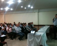 Esta semana, o Secretário de Estado de Infraestrutura e Logística, José Richa Filho, e o superintendente da Administração dos Portos de Paranaguá e Antonina (Appa), Luiz Henrique Dividino, se reuniram com o setor produtivo da região Noroeste do Paraná. Representantes do campo, da indústria e das prefeituras de Umuarama e Paranavaí receberam informações sobre o escoamento dos produtos e os projetos de expansão dos portos paranaenses. 
