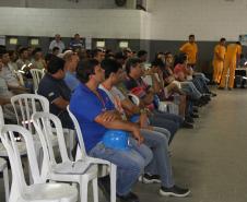 Durante toda semana, funcionários da Appa e empresas que atuam no Porto de Paranaguá recebem informações voltadas para a conscientização sobre riscos e necessidade de proteção
