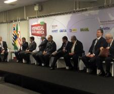 Superintendente da Appa, Luiz Henrique Dividino, palestrou durante o painel que abriu a Intermodal 2014. A Appa participa da feira com cerca de 30 parceiros.