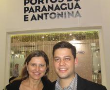 Jacqueline Wendpap assume a diretoria administrativa financeira. Na foto, ao lado do ex-chefe de gabinete Sebastião Medeiros, que, como Frísoli, deixa o cargo para seguir carreira política. 