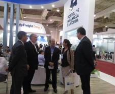 No segundo dia da maior feira de logística da América Latina, Portos do PR recebem do TCP, Prêmio Especial pela operação do maior navio movimentado.