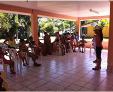 Com palestra e oficina, equipe do Programa de Educação Ambiental da dragagem propõe soluções aos problemas de saneamento básico levantados pela própria comunidade.