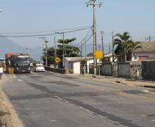 O Departamento de Estradas de Rodagem (DER), órgão ligado à Secretaria de Infraestrutura e Logística do Governo do Paraná (SEIL), acaba de finalizar o projeto recuperação do pavimento de concreto, readequação do sistema de drenagem e ciclovia da Av. Bento Rocha. 