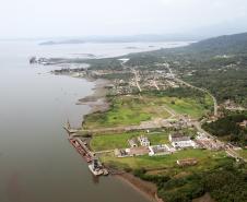 Começa nesta segunda-feira, 19, a dragagem do porto de Antonina. A obra integra a segunda fase dos trabalhos de dragagem que estão sendo realizados pela administração dos portos de Paranaguá e Antonina desde o ano passado.