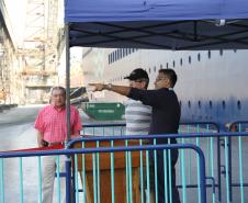 Chegando fora da temporada oficial, a embarcação permanece no Litoral paranaense por quase dois dias. Segundo a agência, esta parada não teria envolvimento com o próximo jogo do calendário da copa.