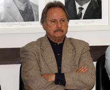 Já representando a classe empresarial, o G7, que congrega entidades do setor produtivo paranaense, indicou os nomes de Nilson Hanke Camargo e João Arthur Mohr para representarem como titular e vice, respectivamente, a classe empresarial. Os nomes foram acatados por unanimidade pelo CAP. Camargo é funcionário da Federação de Agricultura do Estado do Paraná (FAEP) e Mohr é chefe de gabinete da Federação das Indústrias do Estado do Paraná (FIEP).