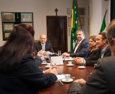  A Administração dos Portos de Paranaguá e Antonina (Appa) e a Universidade Federal do Paraná (UFPR) assinaram, na última semana, em Curitiba, um protocolo de intenções