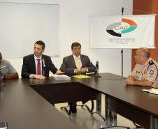 Representantes das Comissões Nacional e Estadual de Segurança Pública nos Portos, Terminais e Vias Navegáveis (Conportos e Cesportos) entregaram, nesta quinta-feira (06), em Paranaguá, sete certificados de cumprimento das exigências do ISPS Code (código internacional de segurança na atividade portuária).