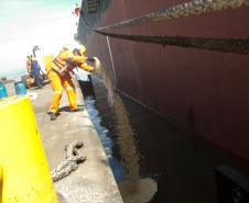 Porto de Paranaguá simula acidente ambiental e busca excelência no atendimento