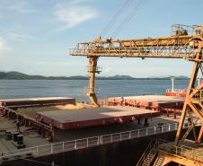 Porto de Paranaguá vai investir R$ 45 milhões em obras de ampliação e manutenção