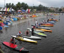 Remada dos 80 anos do Porto de Paranaguá reúne 200 participantes