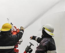 A realização do 1º Simulado Prático para Prevenção de Acidentes em Terminais Líquidos, coordenado pela Administração dos Portos de Paranaguá e Antonina (Appa), nesta quarta-feira (28), comprovou a capacidade de 100% de atendimento e resposta rápida para um eventual acidente de incêndio ou explosão.