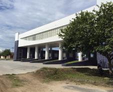 O Pátio de Triagem de Caminhões do Porto de Paranaguá recebeu nos primeiros meses de 2015, entre janeiro e abril, 113.350 veículos. O balanço mostra que houve um aumento de 78% no número de caminhões que utilizaram o local, na comparação com o mesmo período de 2010, quando o pátio público recebeu 88.946 caminhões.