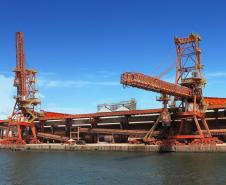 Exportação de soja por Paranaguá em abril é a maior da história
