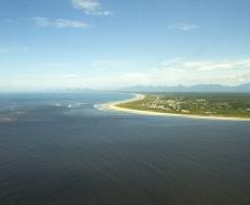 Autorização para instalação da Subsea 7 em Pontal do Paraná é entregue em Brasília 