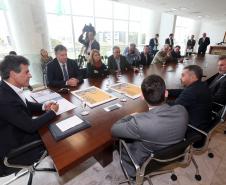 Appa entrega projeto de ciclovia que interligará Morretes e Antonina
