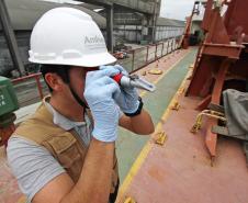 Portos do Paraná monitoram procedência da água de lastro
